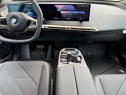 2026 BMW iX xDrive45
