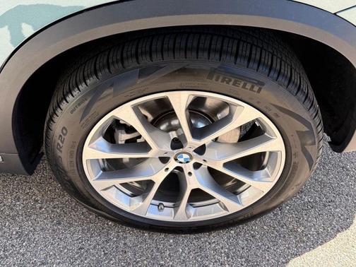 Blue Ridge Mountain Met 2025 BMW X5 xDrive40i