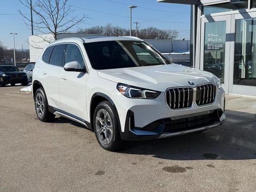 Alpine White 2026 BMW X1 xDrive28i