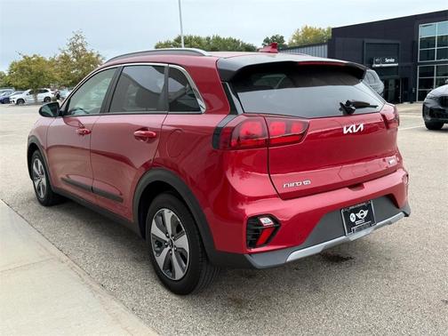 2022 Kia Niro LX