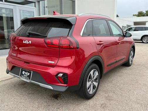 2022 Kia Niro LX