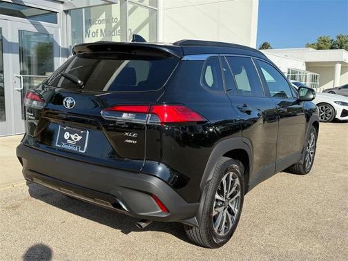2023 Toyota Corolla Cross XLE