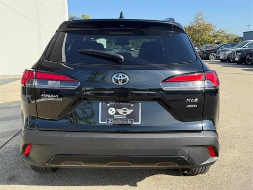 2023 Toyota Corolla Cross XLE