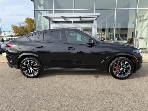 2024 BMW X6 xDrive40i