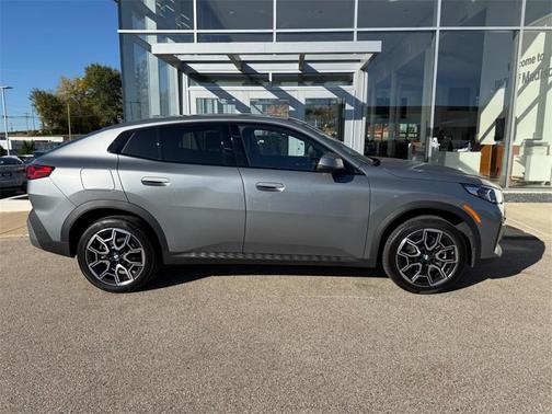 2025 BMW X2 xDrive28i
