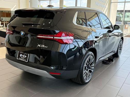 Black Sapphire Metallic 2026 BMW X3 30 xDrive