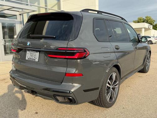 Dravit Grey Metallic 2026 BMW X7 xDrive40i