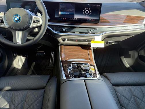 Skyscraper Grey Metallic 2026 BMW X5 PHEV xDrive50e