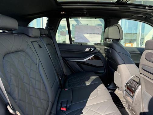 Skyscraper Grey Metallic 2026 BMW X5 PHEV xDrive50e