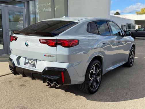2025 BMW X2 M35i