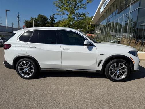 2023 BMW X5 PHEV xDrive45e