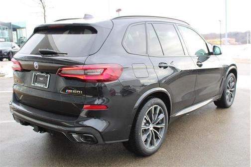 2023 BMW X5 M50i