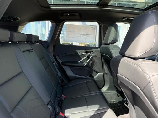 Black Sapphire Metallic 2026 BMW X1 xDrive28i