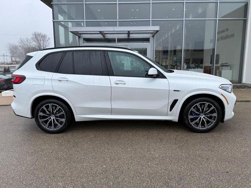 2023 BMW X5 PHEV xDrive45e
