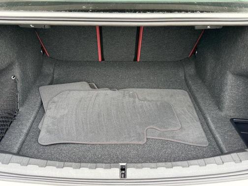 Mineral White Metallic 2025 BMW 330 xDrive