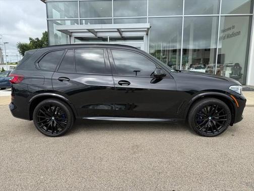 2023 BMW X5 M50i