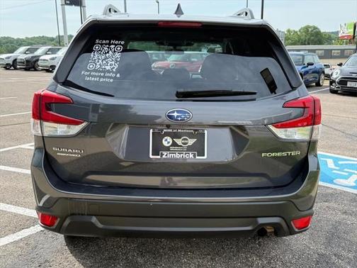 2022 Subaru Forester Premium