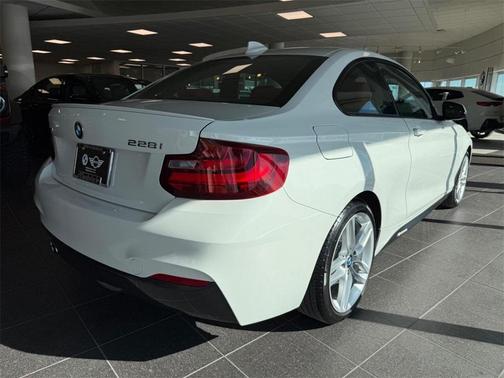 2016 BMW 228 xDrive