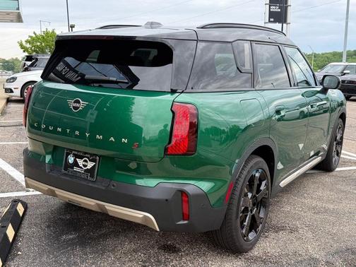 British Racing Green IV Metallic 2025 MINI Countryman Cooper S ALL4