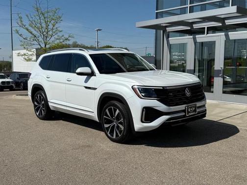 2024 Volkswagen Atlas 2.0T SEL Premium R-Line 4MOTION