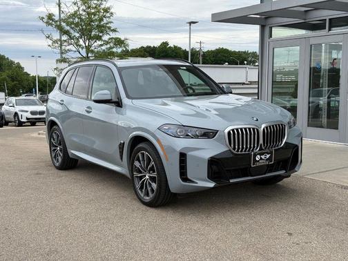 Brooklyn Grey Metallic 2024 BMW X5 xDrive40i