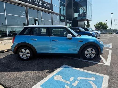 2016 MINI Hardtop Cooper