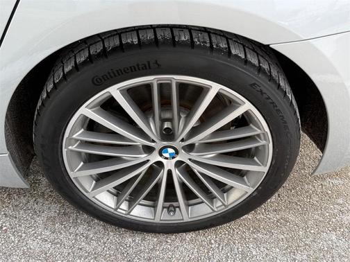 2019 BMW 540 540i