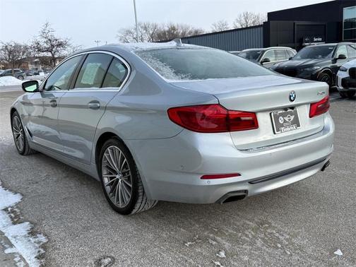 2019 BMW 540 540i