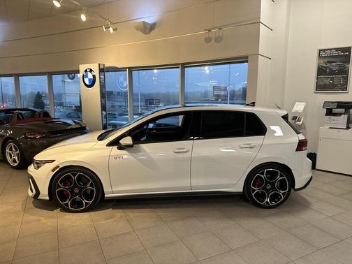 2025 Volkswagen Golf GTI 2.0T S DSG