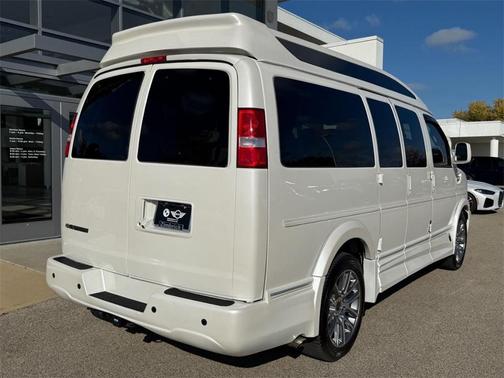 2020 Chevrolet Express 2500 RWD 2500 Regular Wheelbase WT