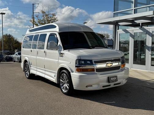 2020 Chevrolet Express 2500 RWD 2500 Regular Wheelbase WT