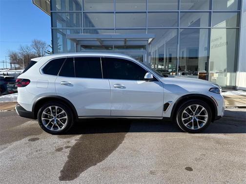 2025 BMW X5 xDrive40i