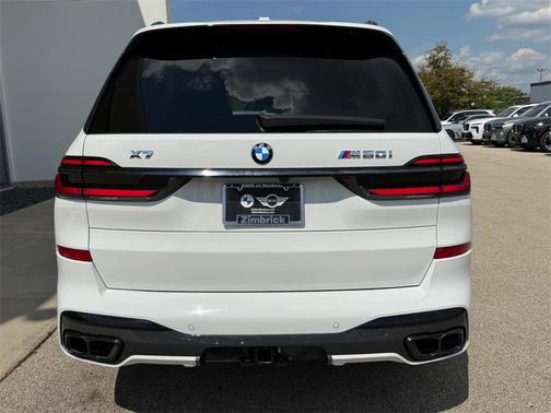 2024 BMW X7 M60i