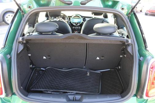 2022 MINI Hardtop Cooper