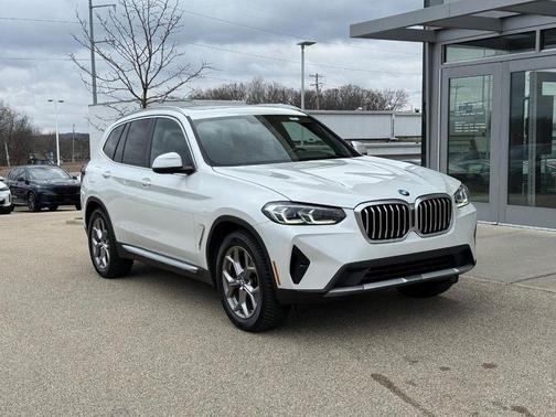 Mineral White Metallic 2022 BMW X3 xDrive30i