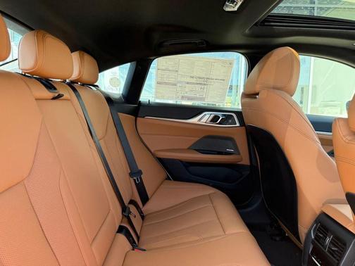 Mineral White Metallic 2026 BMW i4 Gran Coupe xDrive40