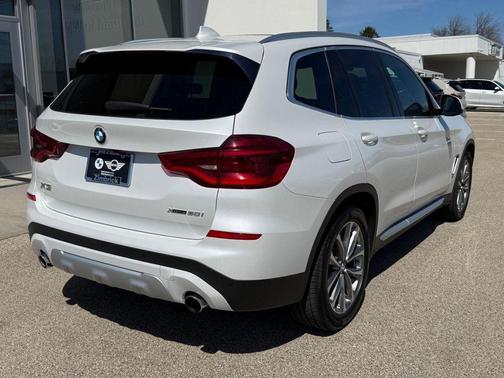 Mineral White Metallic 2019 BMW X3 xDrive30i