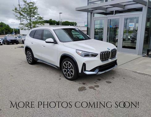 Mineral White Metallic 2026 BMW X1 xDrive28i