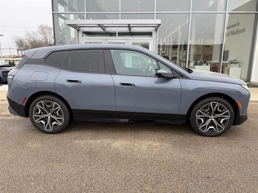 2024 BMW iX xDrive50
