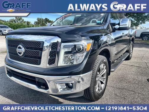 2017 Nissan Titan SL