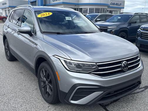 2024 Volkswagen Tiguan 2.0T SE