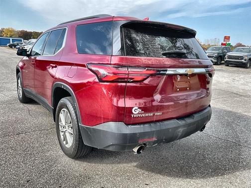2022 Chevrolet Traverse LT Cloth