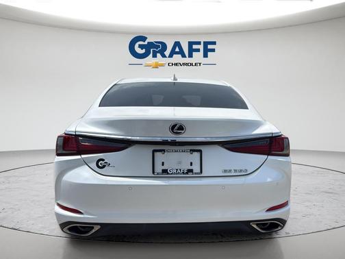 Eminent White Pearl 2019 Lexus ES 350 Base