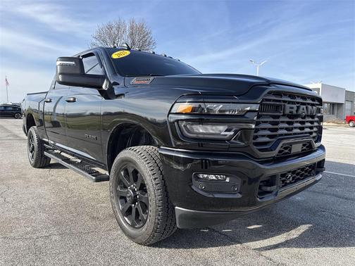2025 RAM 2500 Big Horn Crew Cab 4x4 6'4' Box