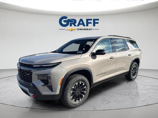 Sandstone Gray 2026 Chevrolet Traverse AWD Z71