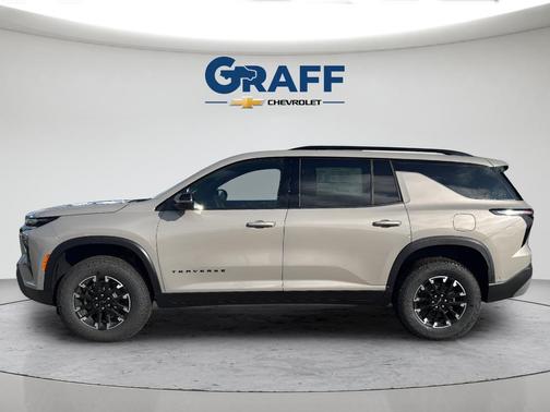 Sandstone Gray 2026 Chevrolet Traverse AWD Z71