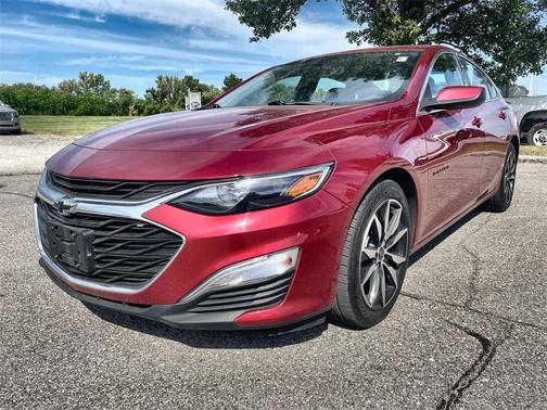 2022 Chevrolet Malibu FWD RS