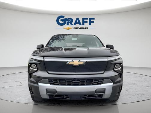 Black 2026 Chevrolet Silverado EV LT - Standard Range 4WD