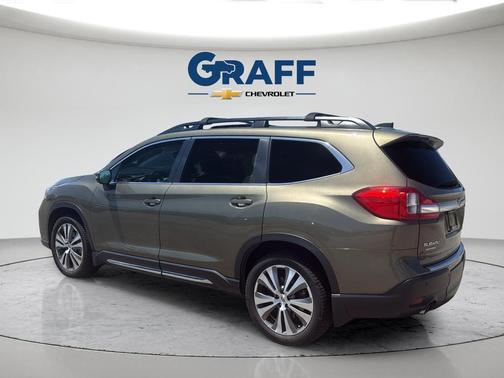 Autumn Green Metallic 2022 Subaru Ascent Limited 7-Passenger