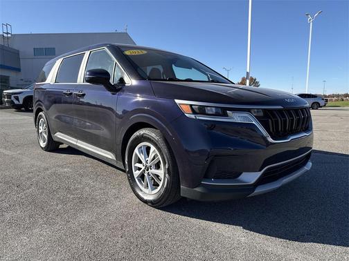 2023 Kia Carnival LX
